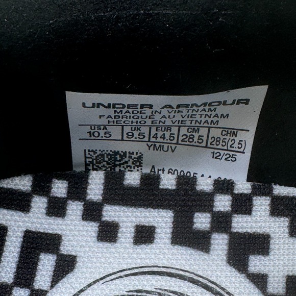 Under Armour UA Magnetico Elite 5 FG Men\'s Size 10.5 Soccer Cleats \'Pixels\'‎ NEW